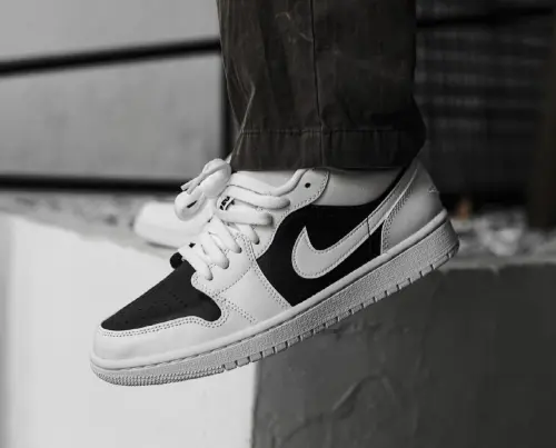 XH Air Jordan 1 Low Panda review 