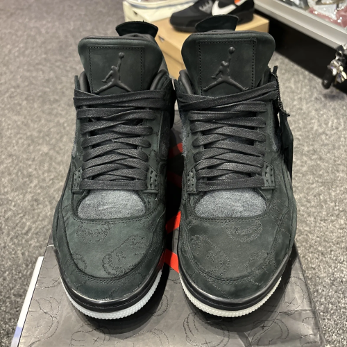 PB Batch  KAWS X Air Jordan 4 Retro KAWS Black review 