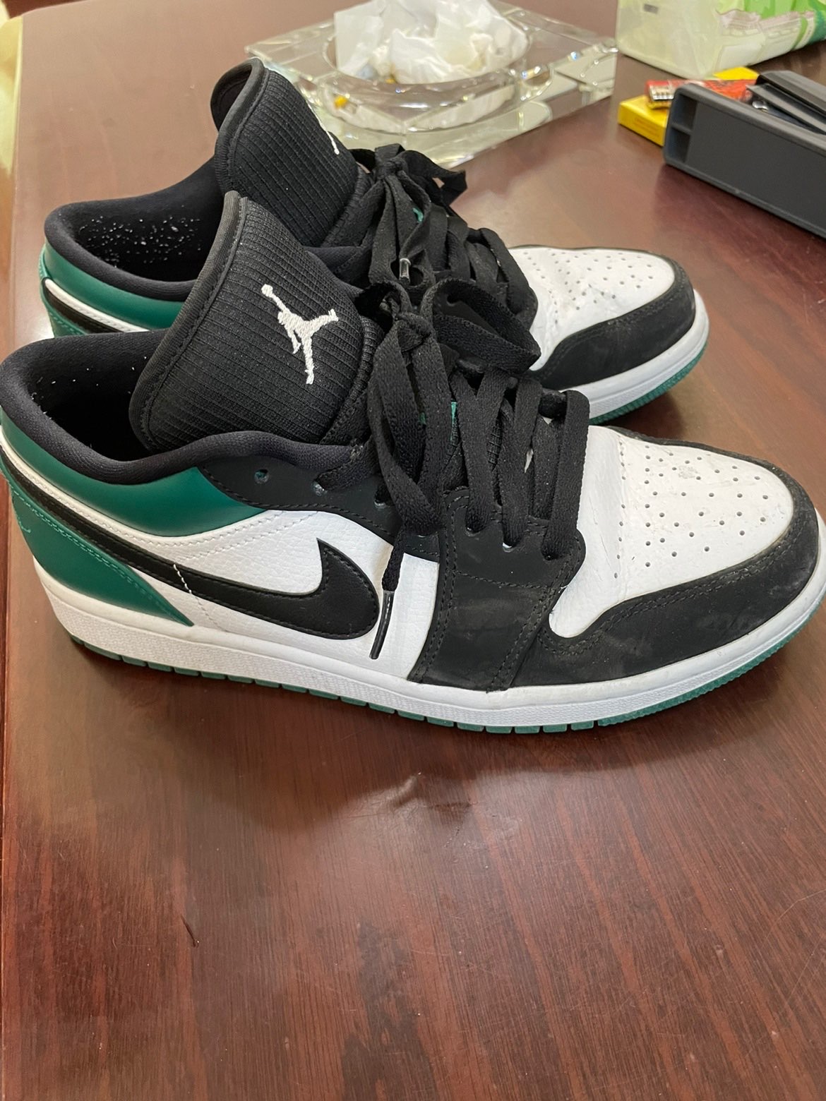 XH Air Jordan 1 Low Mystic Green review Ruby 02