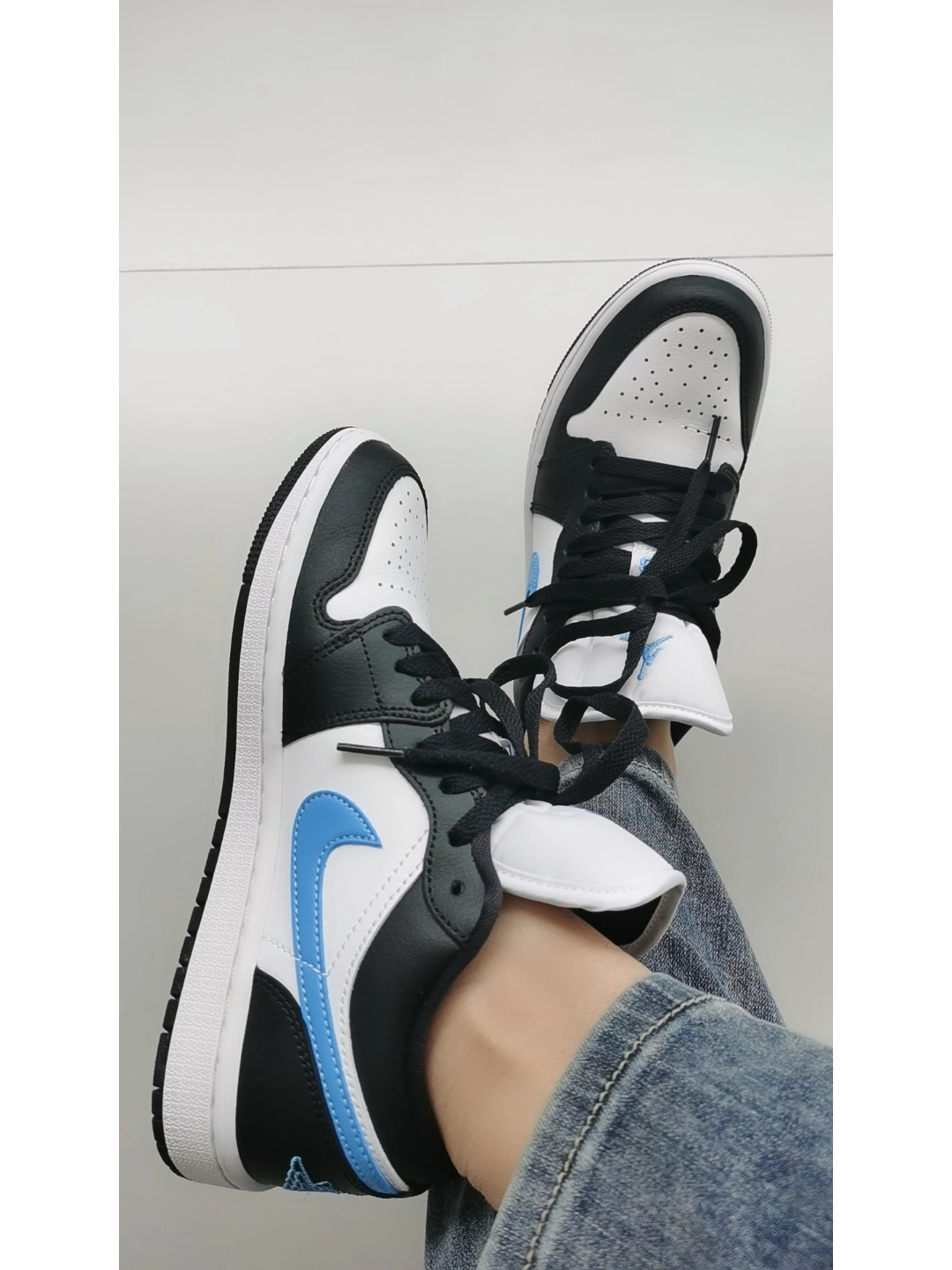 XH Air Jordan 1 Low University Blue review Kai 01