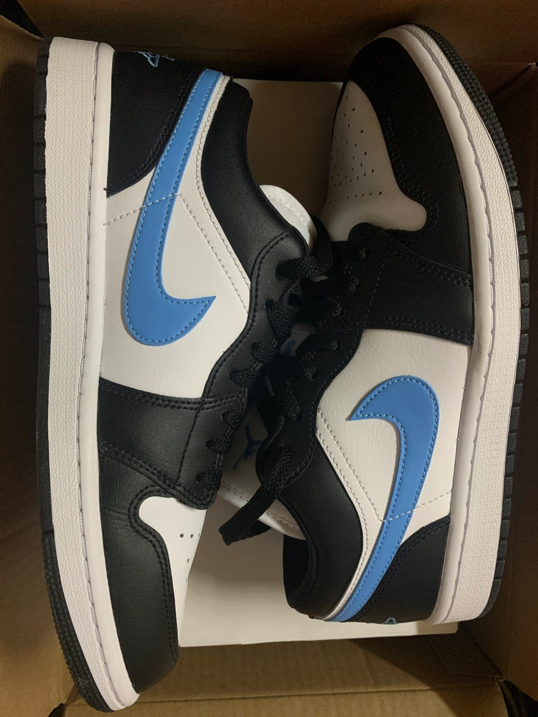 XH Air Jordan 1 Low University Blue review Molly