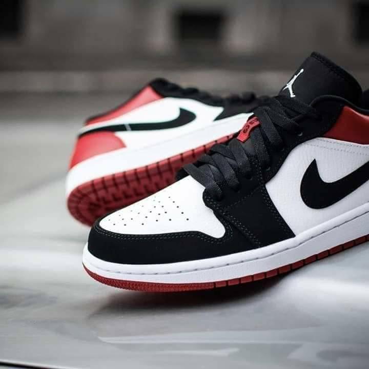 XH Air Jordan 1 Low Black Toe review Aaron 01