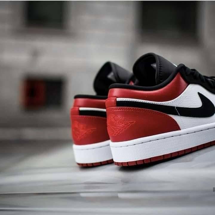 XH Air Jordan 1 Low Black Toe review Aaron 02