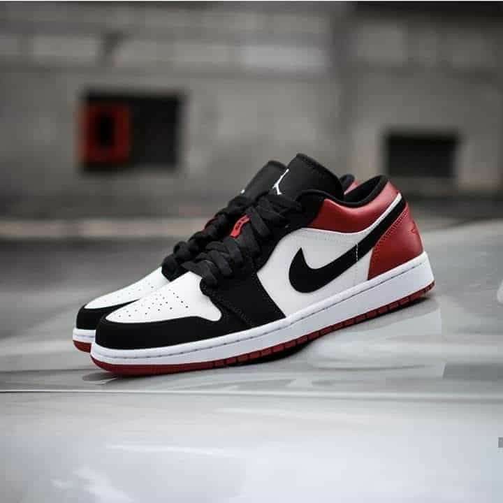 XH Air Jordan 1 Low Black Toe review Aaron 04