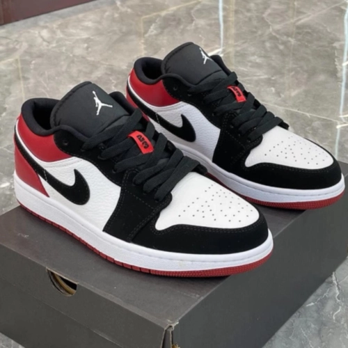 XH Air Jordan 1 Low Black Toe review 