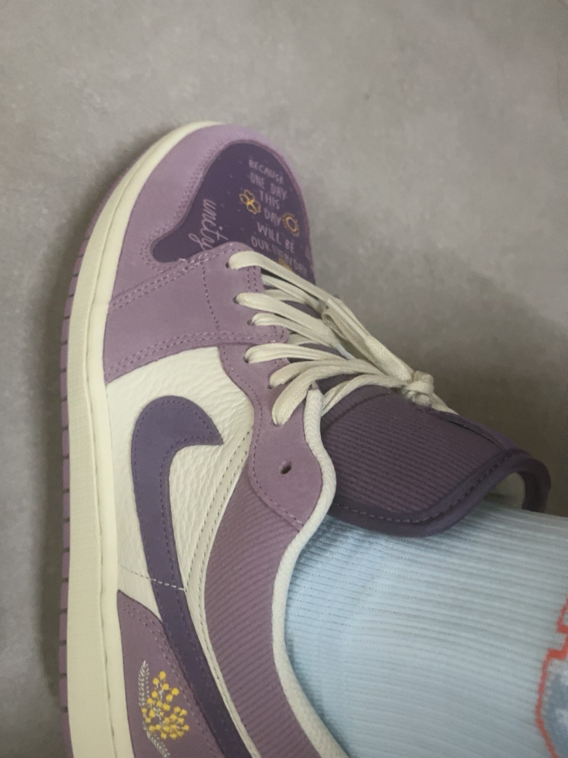XH Air Jordan 1 Low “International Women's Day”Retro purple review Emma 01