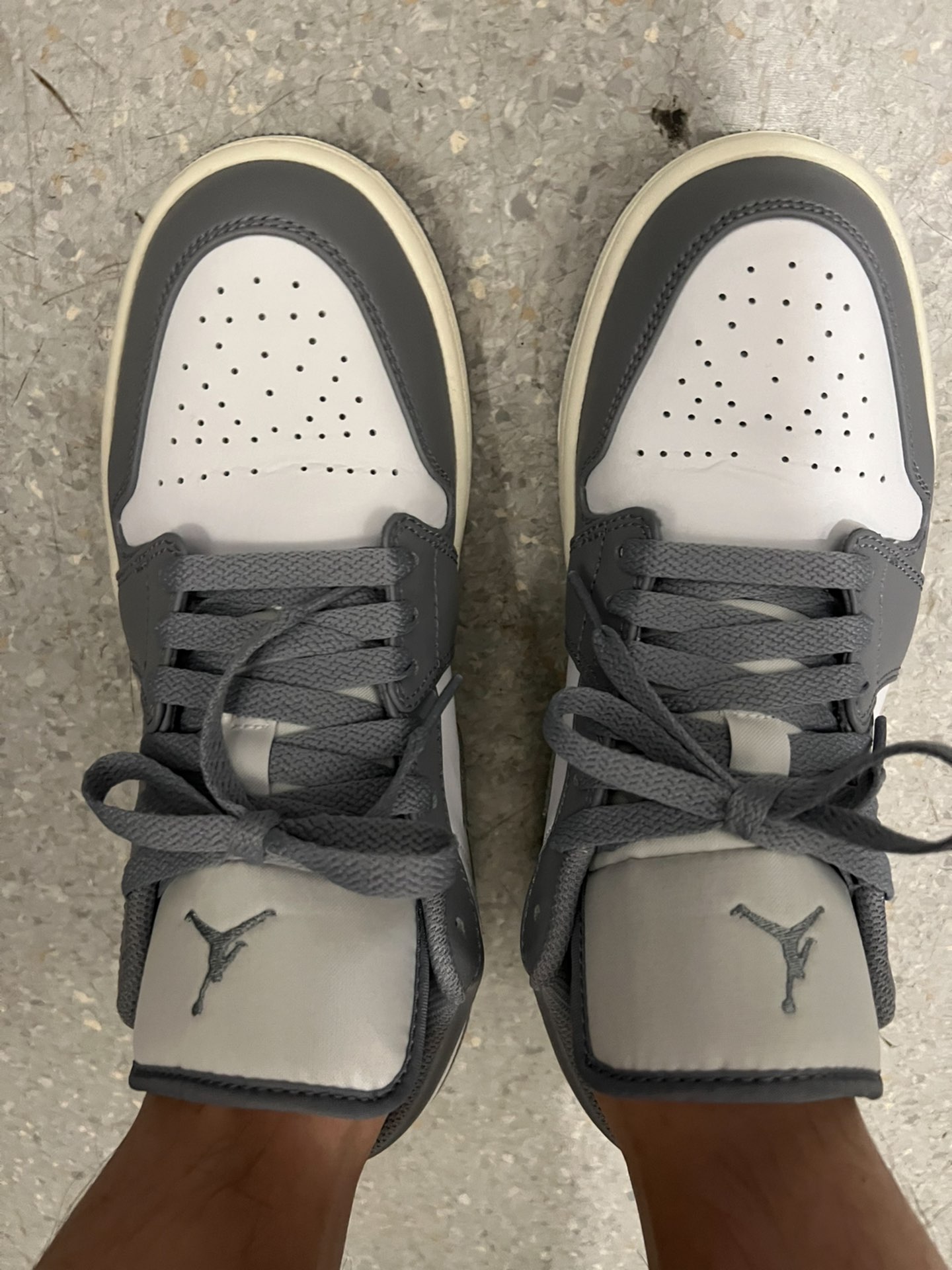 XH Travis Scott x Air Jordan 1 Low Retro Grey review Michael 03