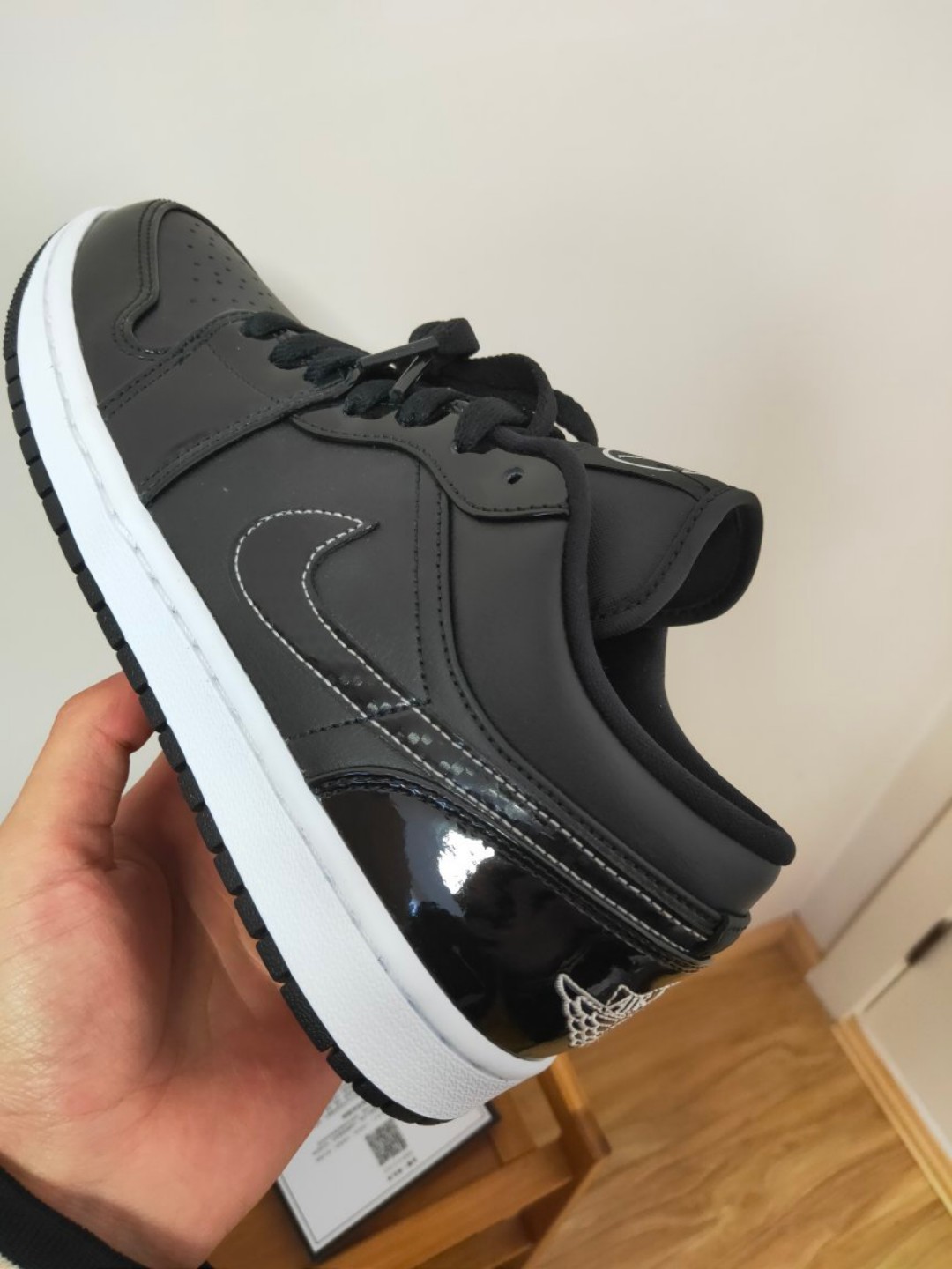 XH Air Jordan aj1 Low Vintage Black And White review Max 03