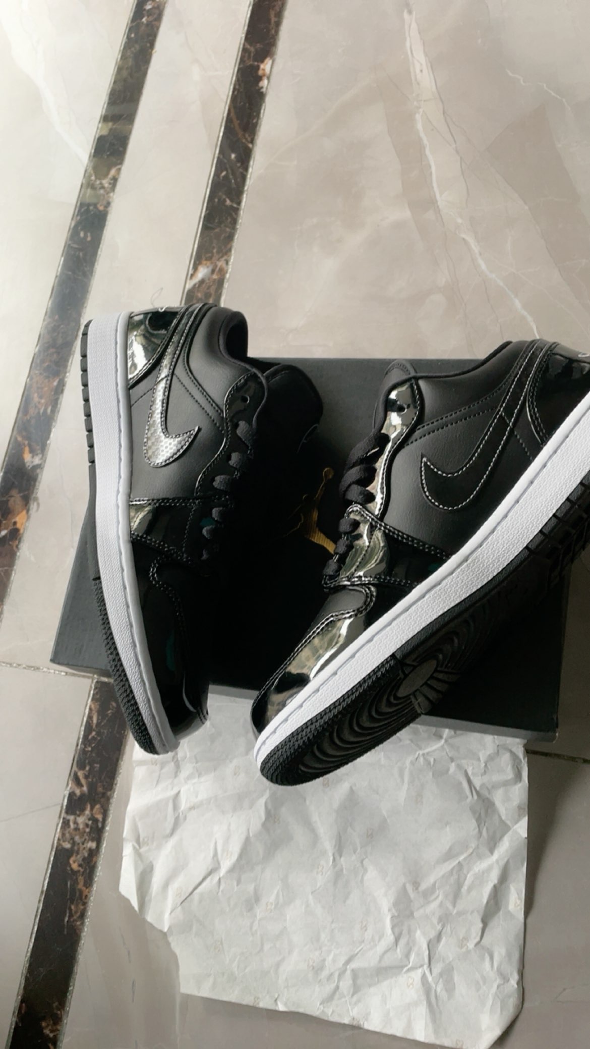 XH Air Jordan aj1 Low Vintage Black And White review Jacob 02