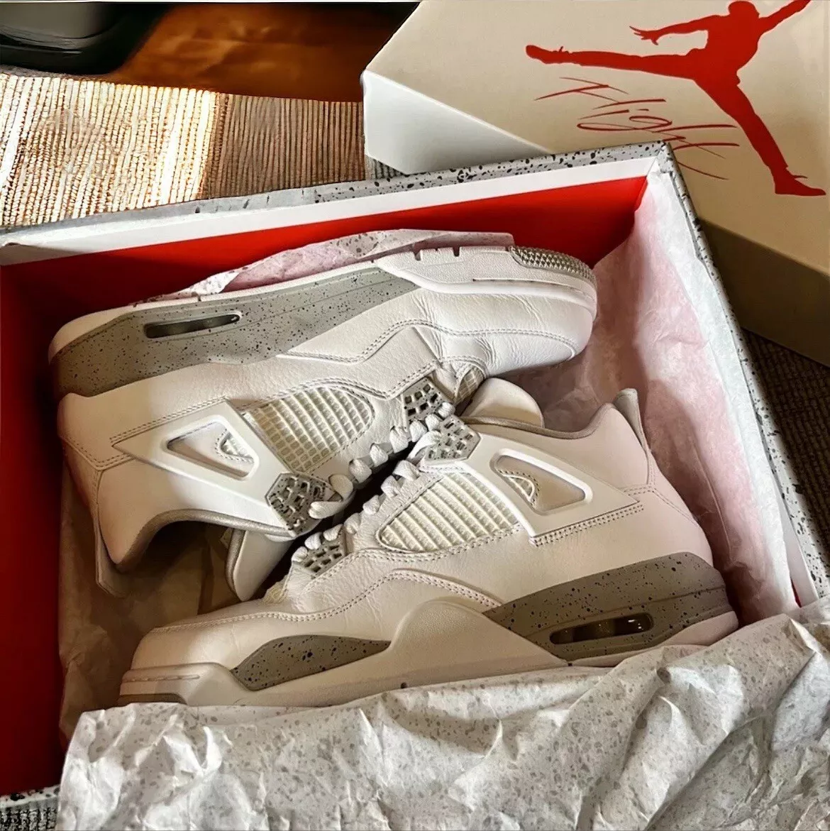 XP Batch   Air Jordan 4 Retro White Oreo review Pedro Gonzalez 02