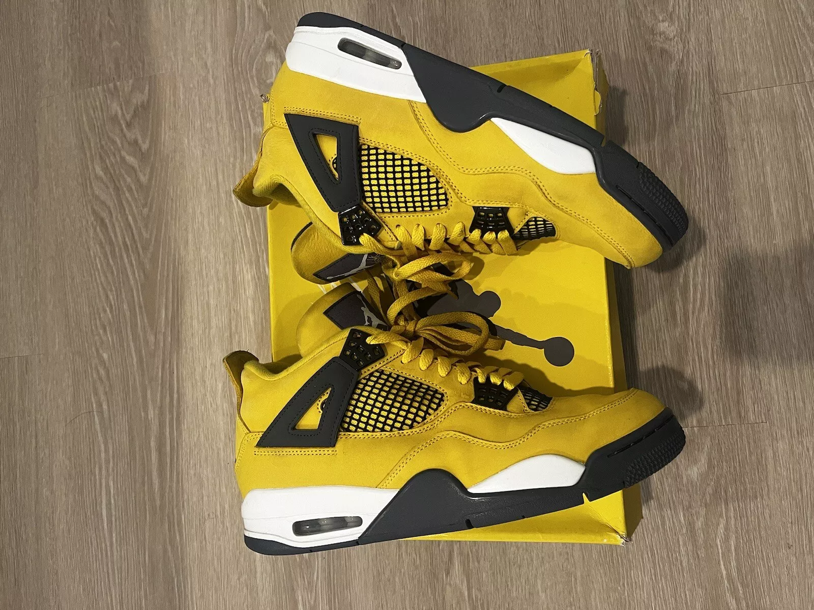 XP Batch  Air Jordan 4 Retro LS Lightning review JulienKen