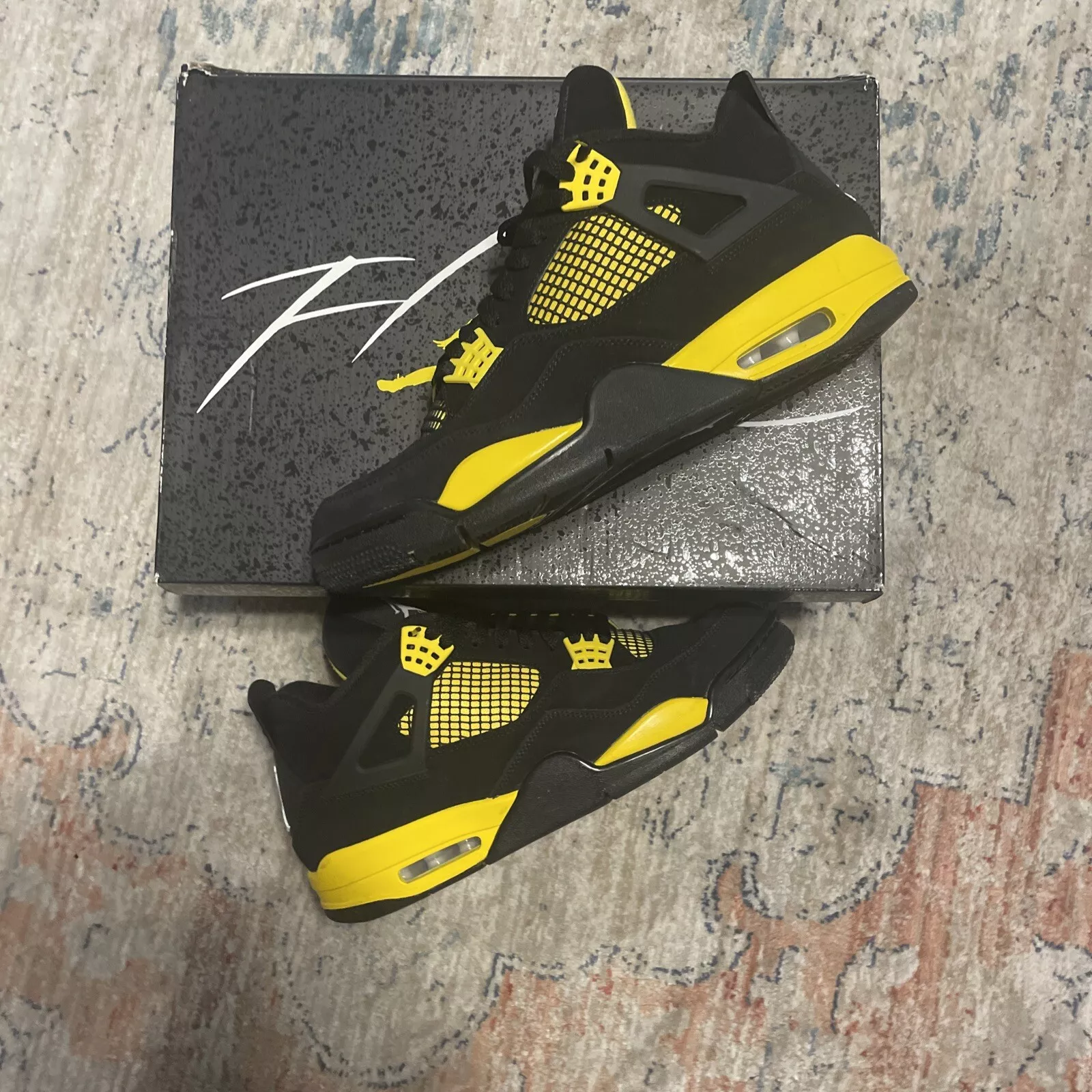 XP Batch  Air Jordan 4 Thunder review Truth Sir 02