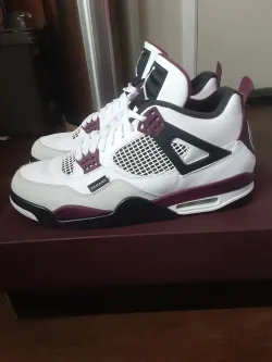 XP Batch  Air Jordan 4 Retro PSG Paris review Evelyn 01