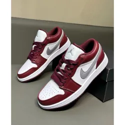 XH Air Jordan 1 Low “Bordeaux” review Kaylee