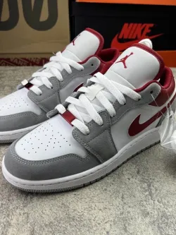 XH Air Jordan 1 Low Light Smoke Grey Gym Red review Paisley 02