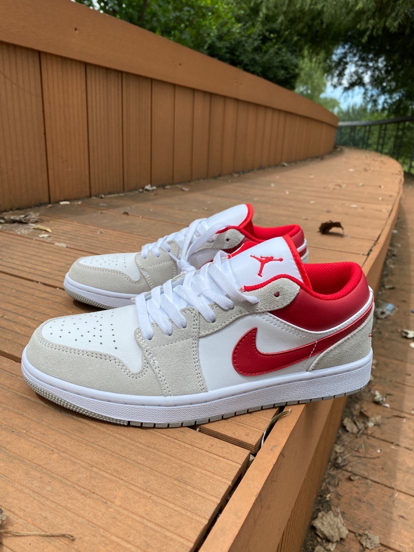 XH Air Jordan 1 Low Light Smoke Grey Gym Red review Nora 05