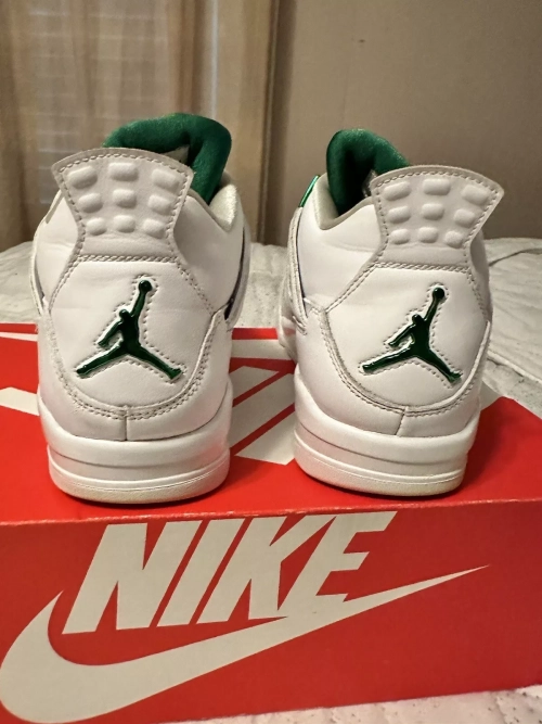 XP Batch  Air Jordan 4 Retro “Metallic Green” review 