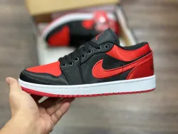 XH Air Jordan 1 "Satin Bred" review Brayden