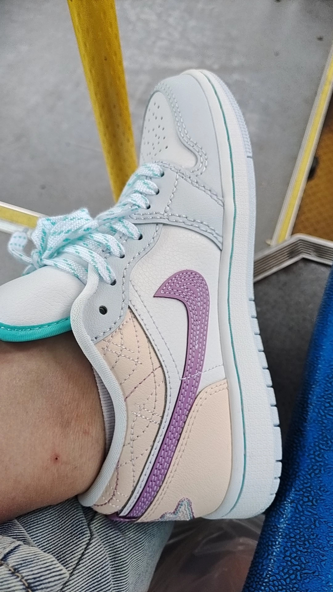 XH Air Jordan 1 Low Sashiko Multi-Color review Madeline 02