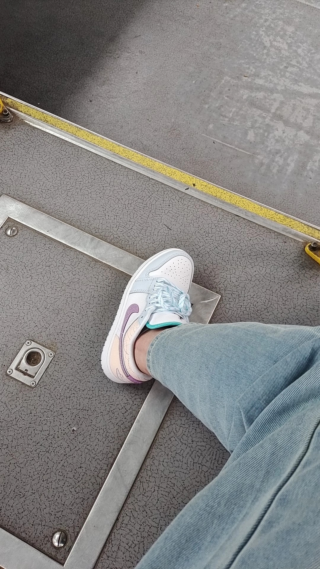 XH Air Jordan 1 Low Sashiko Multi-Color review Madeline 03