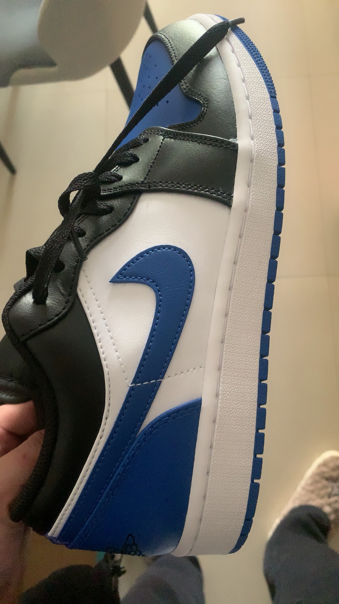 XH Air Jordan 1 Low "Royal Toe" 2023 Shoes review Ava