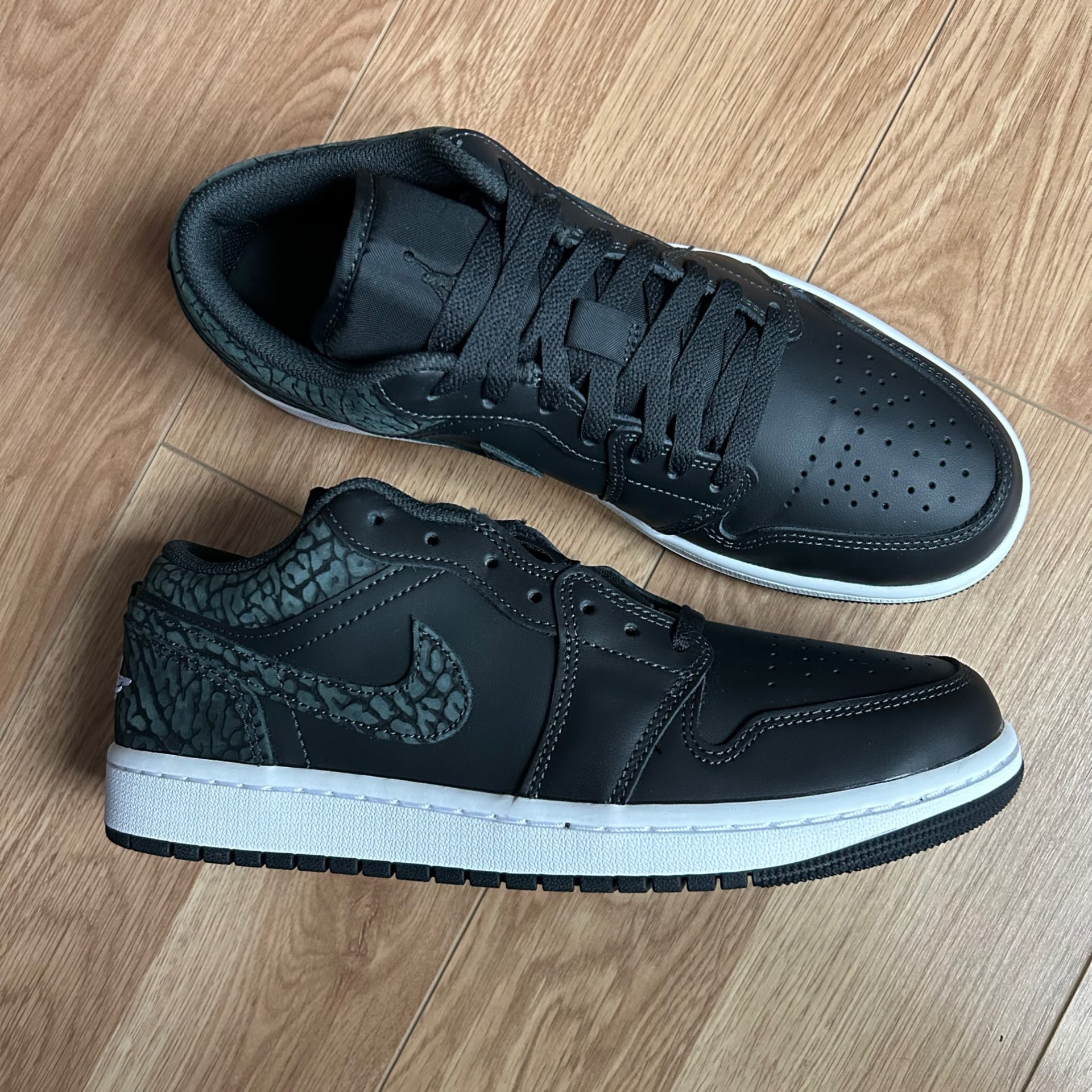 XH Air Jordan 1 Low "Black Elephant" review Amelia 02