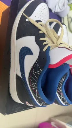 XH Air Jordan 1 Low SE "Black/Industrial Blue" review Grace