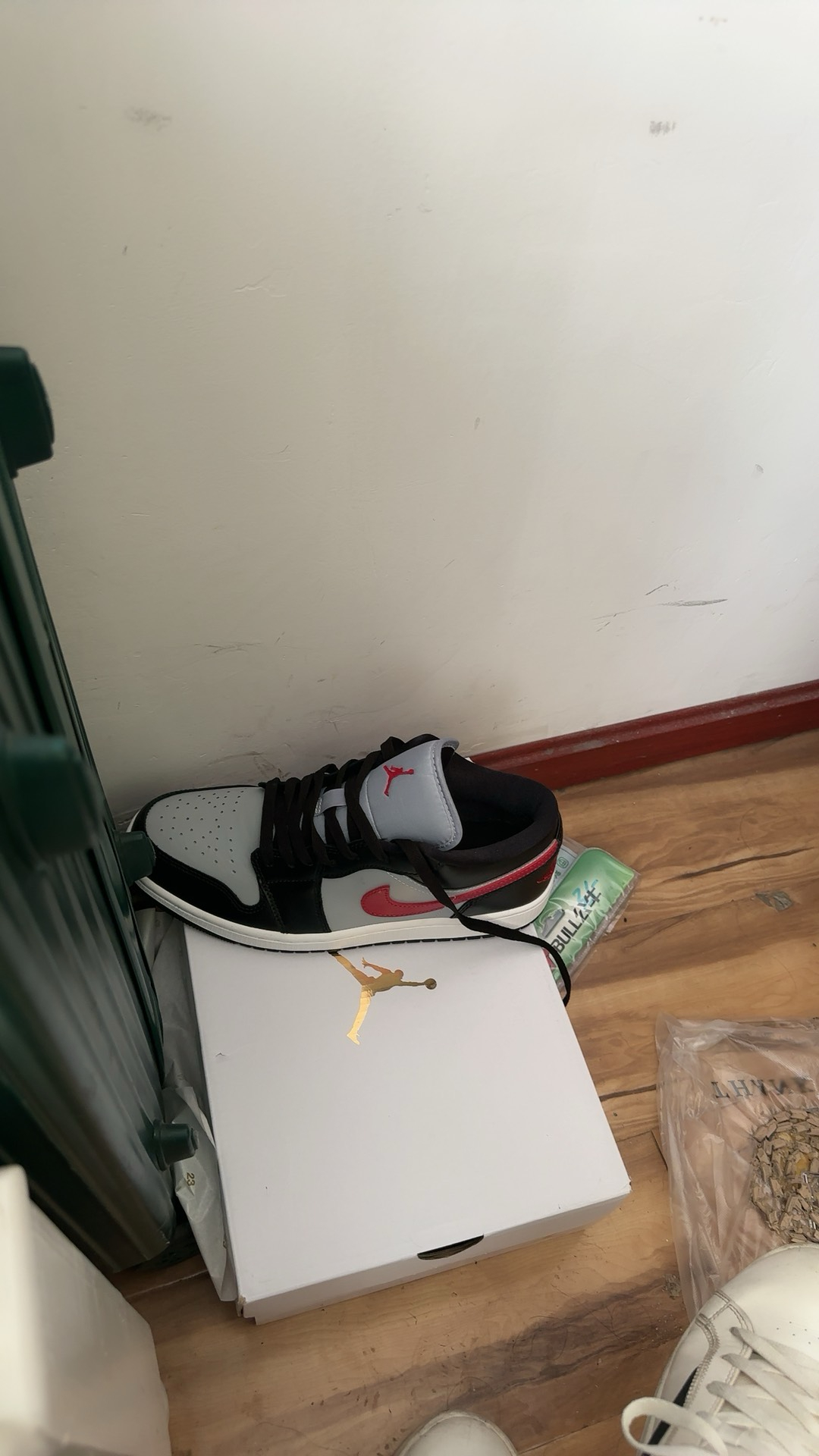 XH Air Jordan 1 Low ‘Chicago’Black Gray Red review Michael