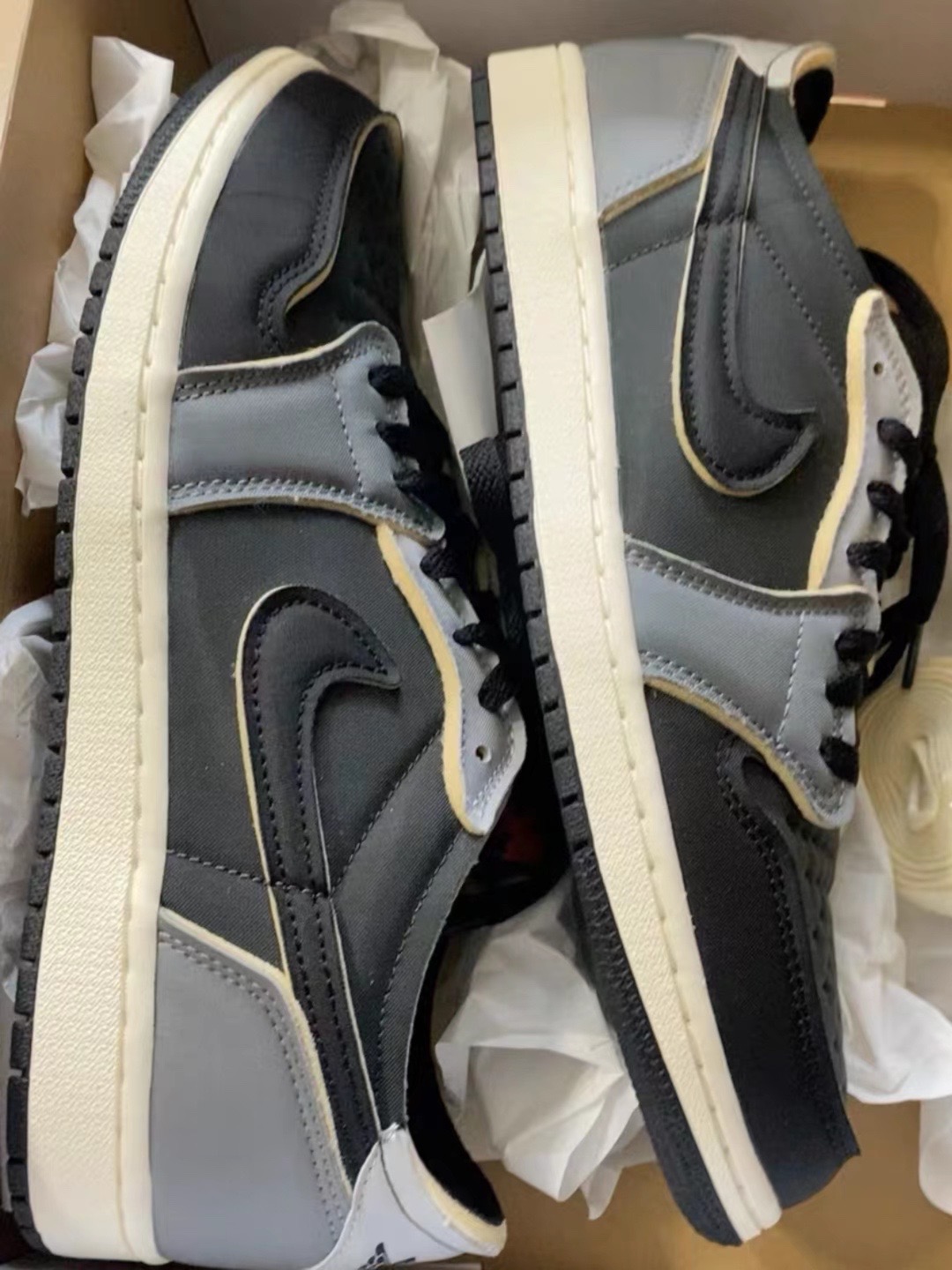 XH Air Jordan 1 Low Black Grey review Ryan 01