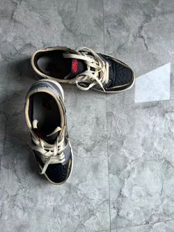 XH Air Jordan 1 Low Black Grey review Paisley 02