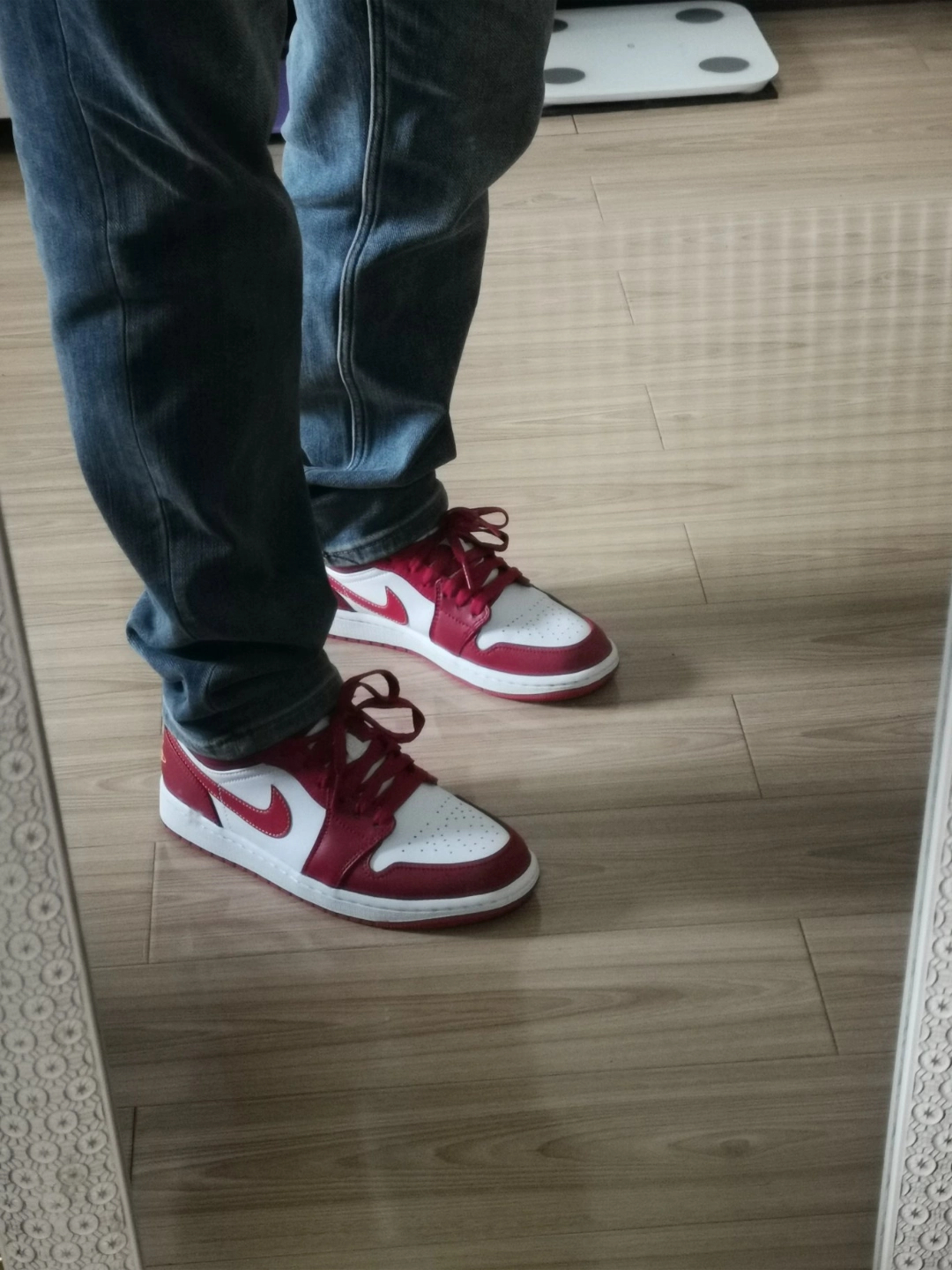 XH Air Jordan 1 Low Whiter'Red review Nora 02