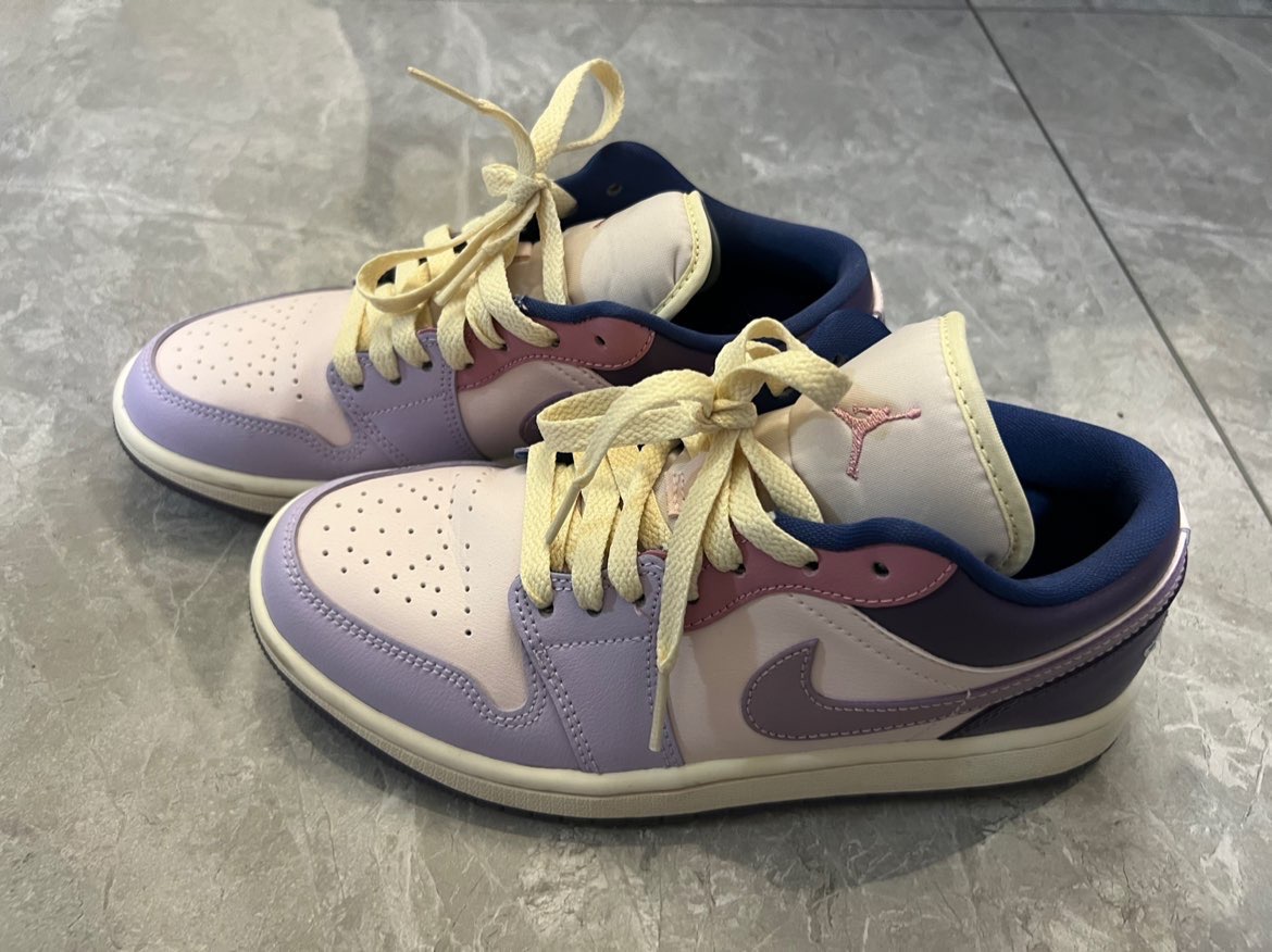 XH Air Jordan 1 Low Easter Egg review Gavin 02