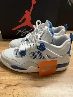 XP Batch  Air Jordan 4 Retro Military Blue review Robert OBrien 01