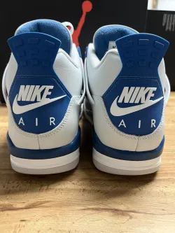XP Batch  Air Jordan 4 Retro Military Blue review Robert OBrien 02