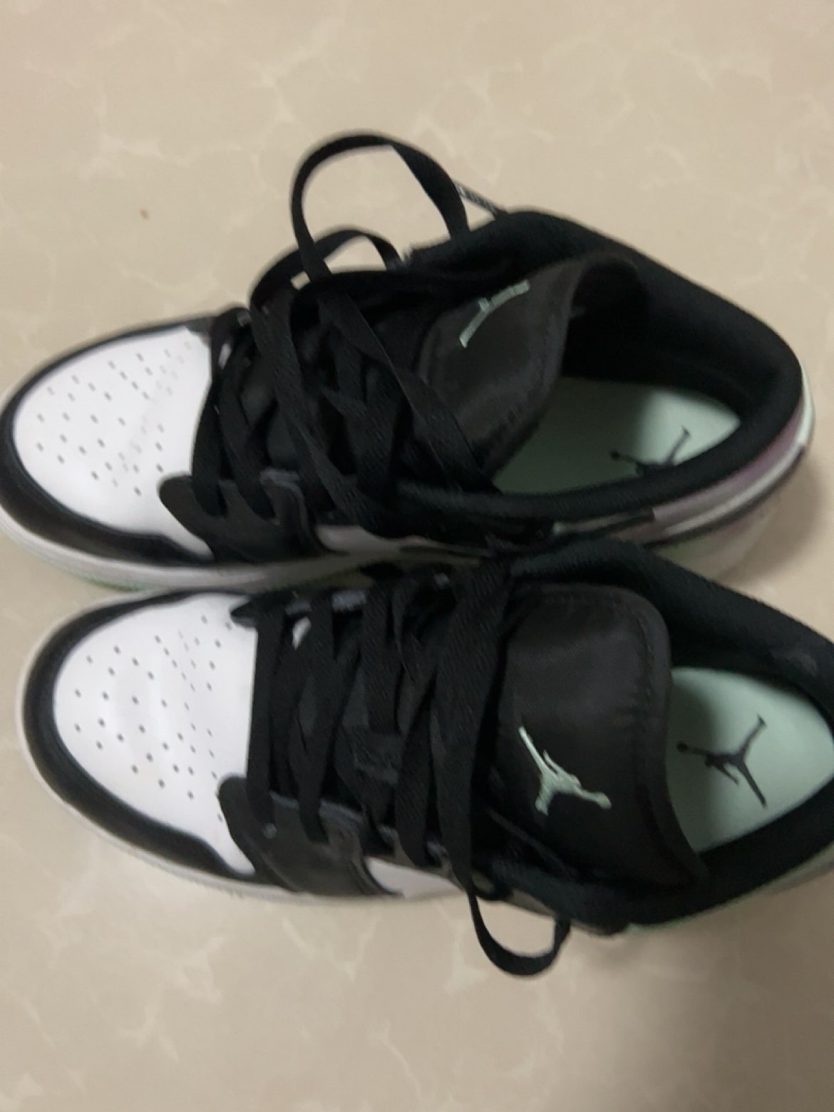 XH Air Jordan 1 Low SE Tie Dye review Carlos 01