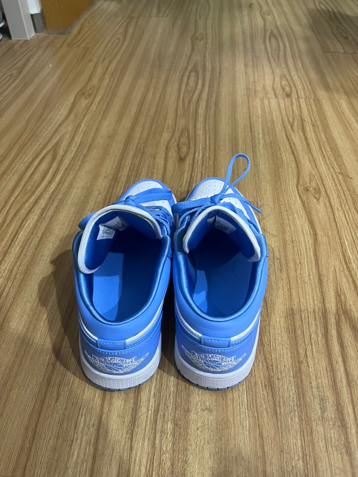 XH Air Jordan 1 Low UNC review Kai 01