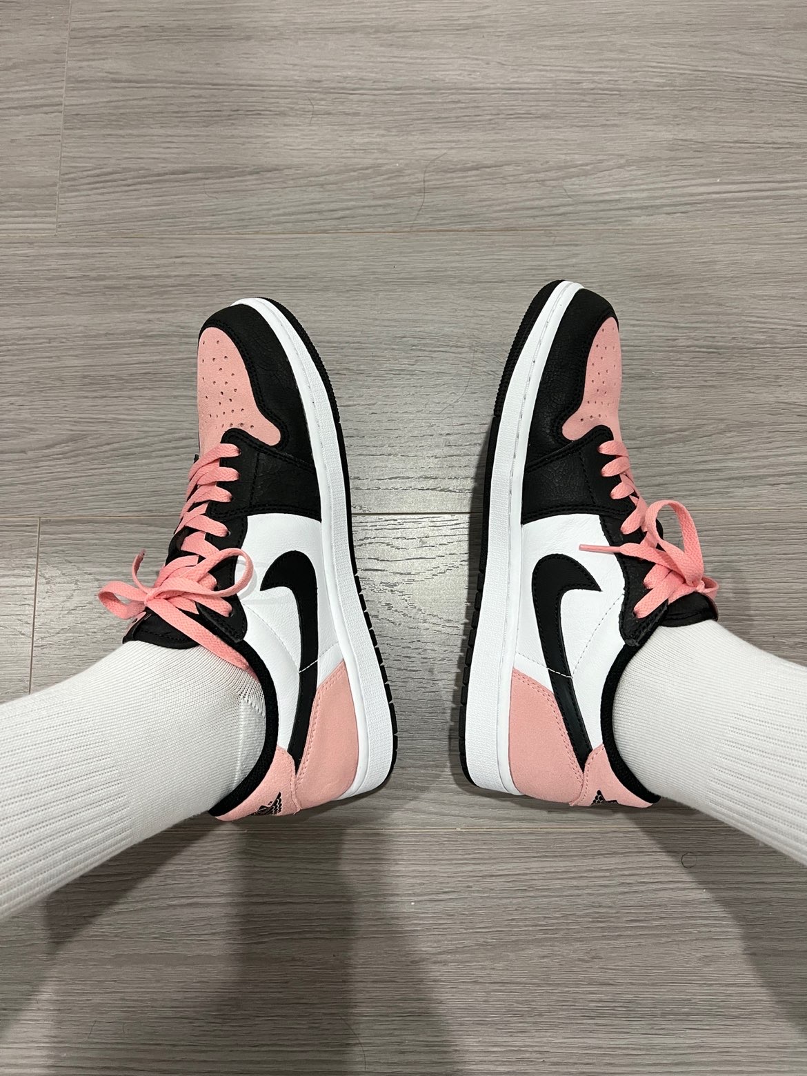 XH Air Jordan 1 Low Bleached Coral review Noah 04