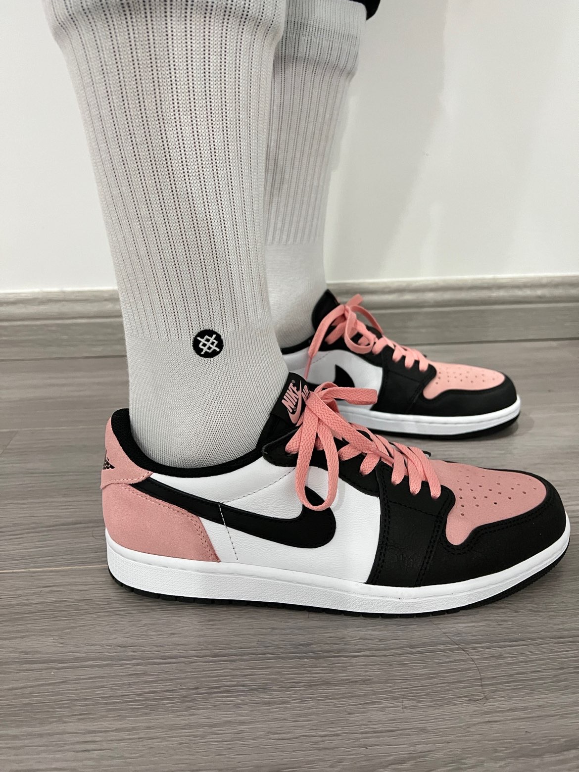 XH Air Jordan 1 Low Bleached Coral review Noah 02