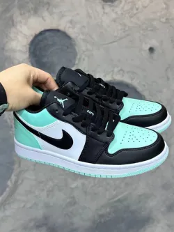 XH Air Jordan 1 Low Mint Green review Olivia 03