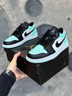 XH Air Jordan 1 Low Mint Green review Olivia 02