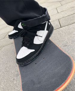 SX Staple x Nike SB Dunk Low “Panda Pigeon” review Kevin Harris