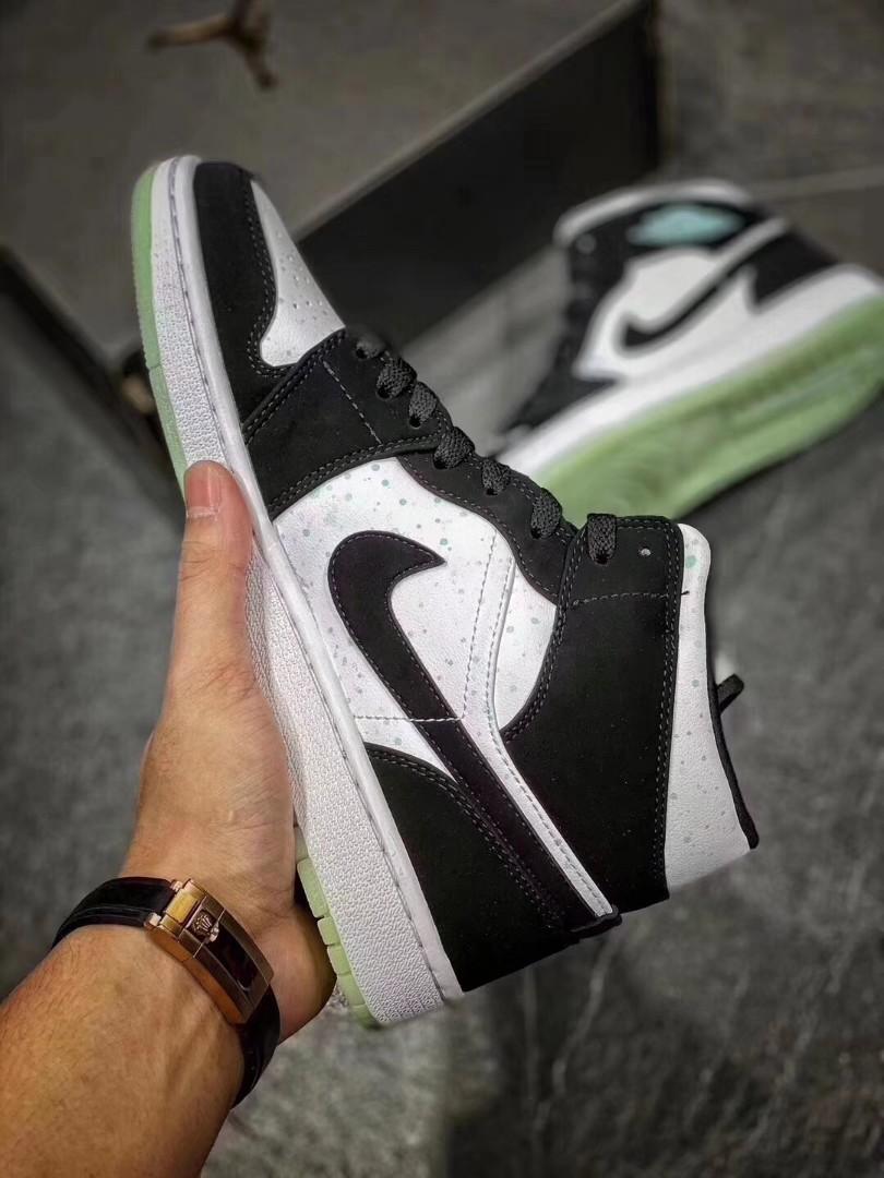 MID Air Jordan 1 Mid GS White Black Teal Tint review Bruce 06