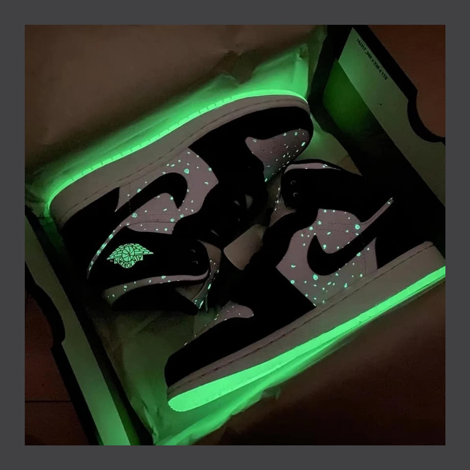 MID Air Jordan 1 Mid GS White Black Teal Tint review Carter 05