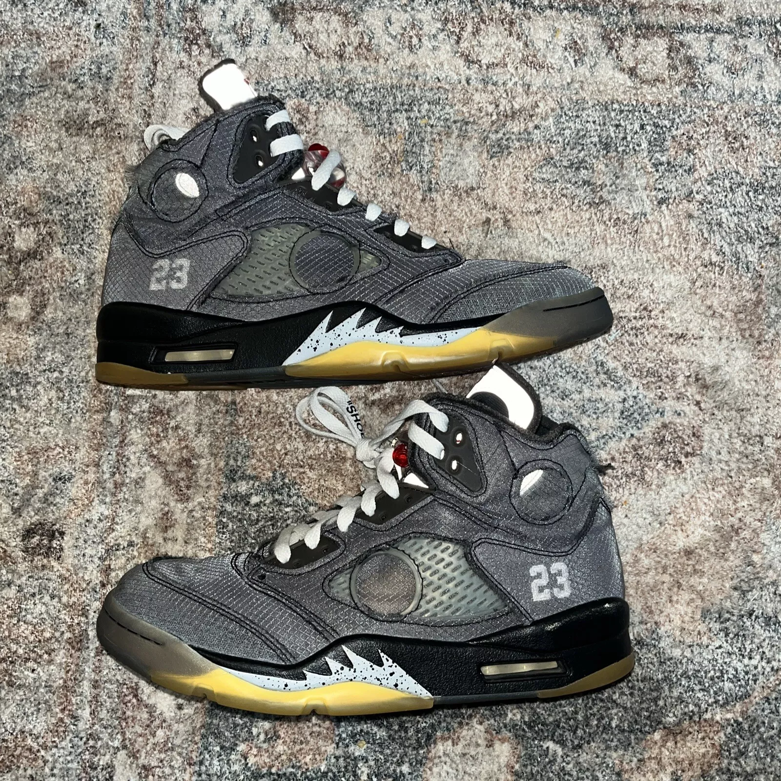 BS  OFF-WHITE x Air Jordan 5 review Charles 02