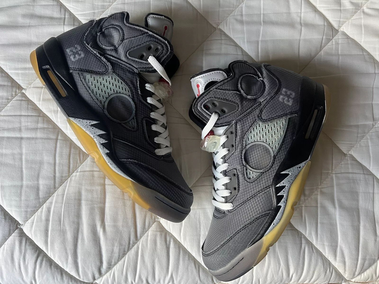 BS  OFF-WHITE x Air Jordan 5 review Michelle cote 02