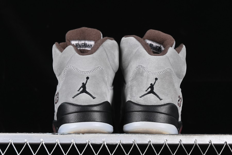 BS  A Ma Maniére x Air Jordan 5 “Light Bone” review Tran Duc Hiep 03