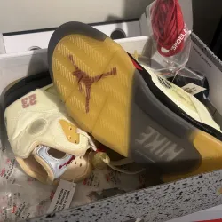 OG OFF White x Air Jordan 5 Retro SP Sail review Michelle 02