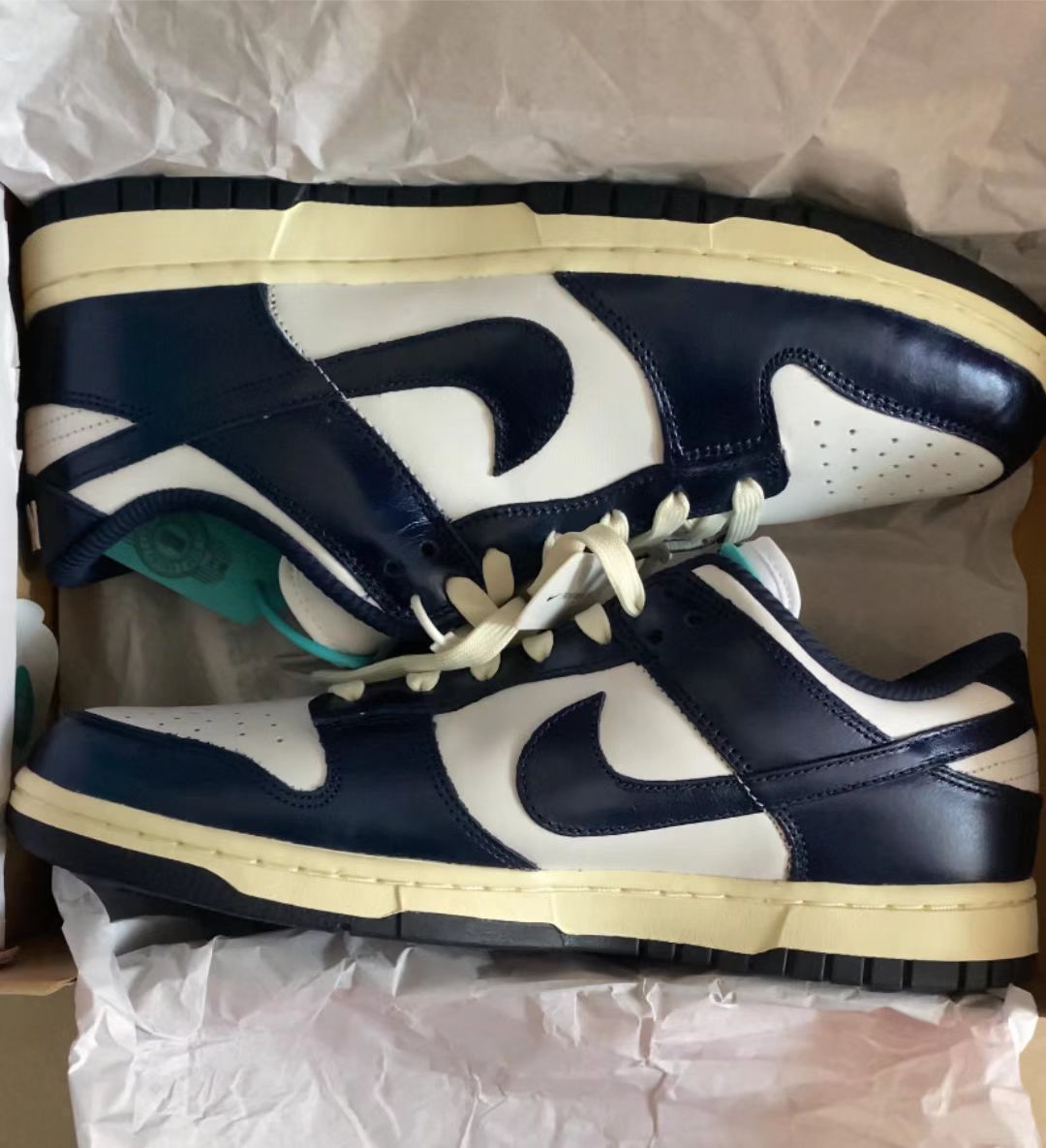 M Batch Nike Dunk Low Midnight Navy and White review Dimez