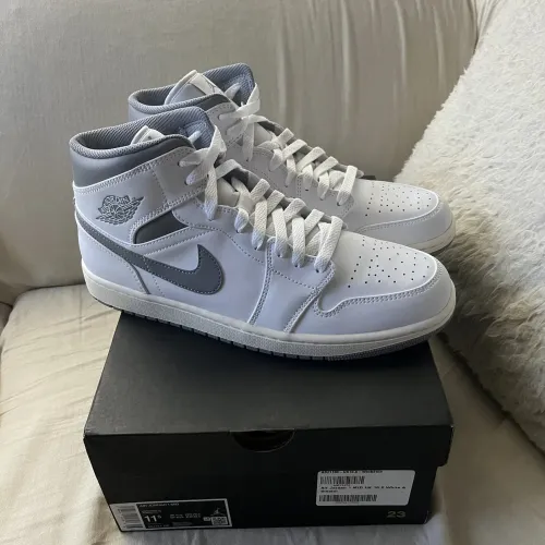 MID Air Jordan 1 Mid Xin Hui review 