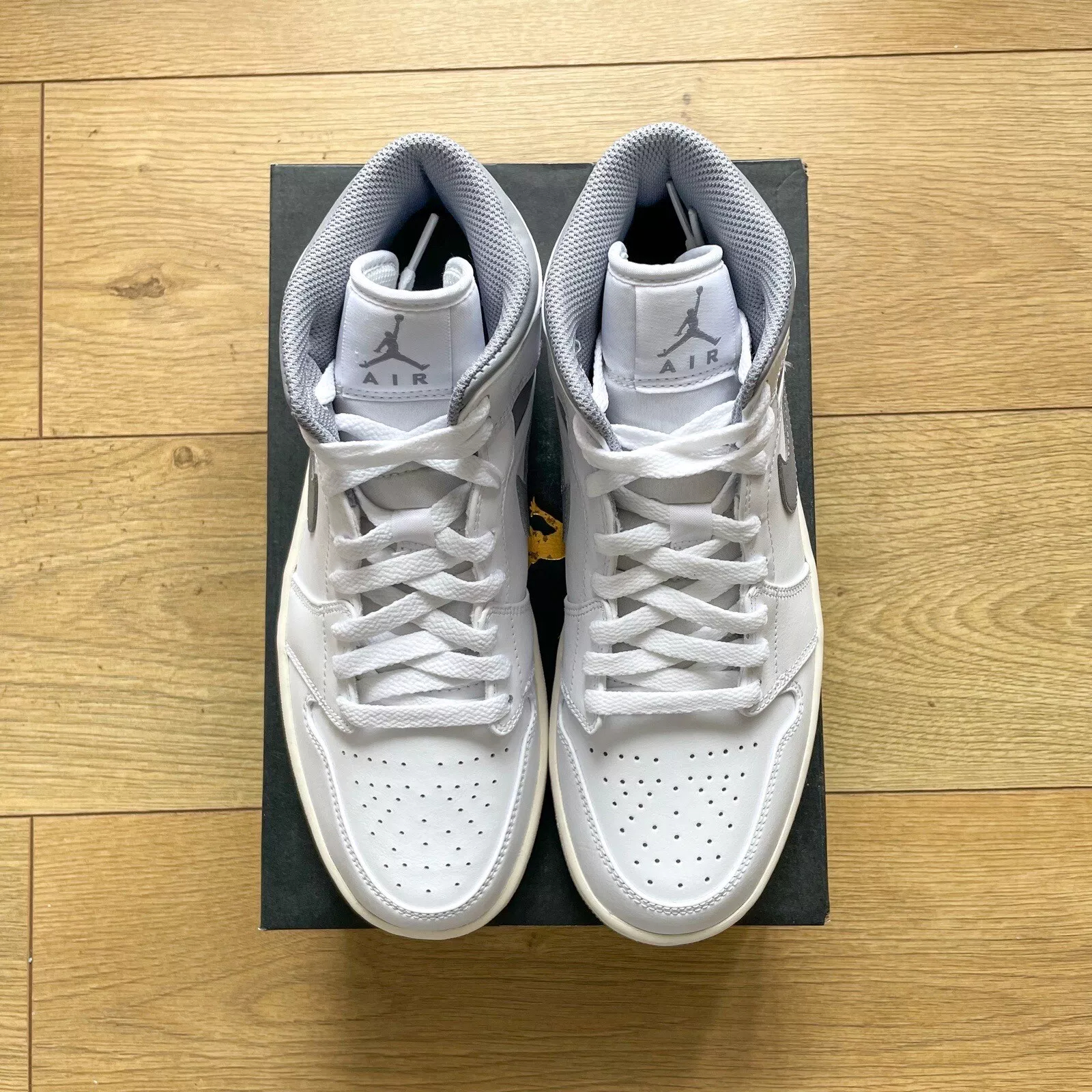 MID Air Jordan 1 Mid Xin Hui review Bruce 02